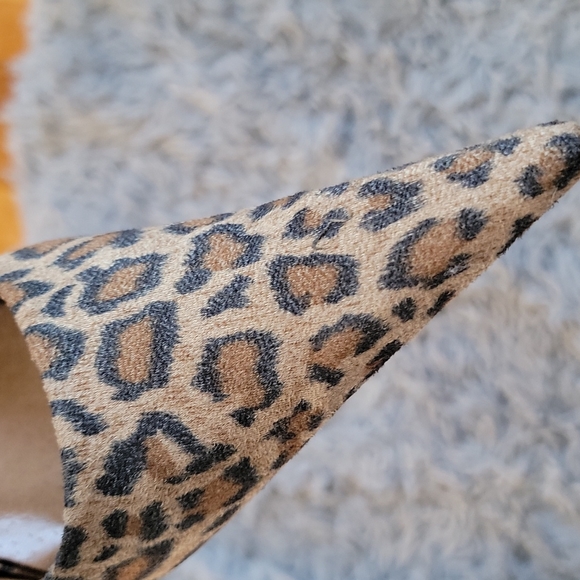 ‼️New Listing ‼️Liliana Leopard Heels - Picture 4 of 7